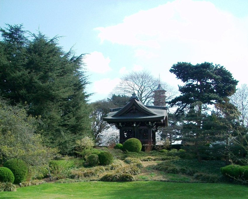 Figure 0.3: Japanese Pavilion, or Chokushi-Mon (Imperial Envoy’s Gateway), 1910-11, Kew Gardens, London. Photograph: Joel Robinson.