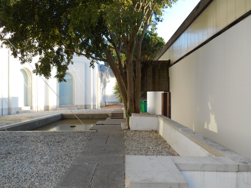 Figure 3.32: View looking south across the gardens of the Brazilian pavilion, with the Padiglione Venezia on the left. Photograph: Joel Robinson.